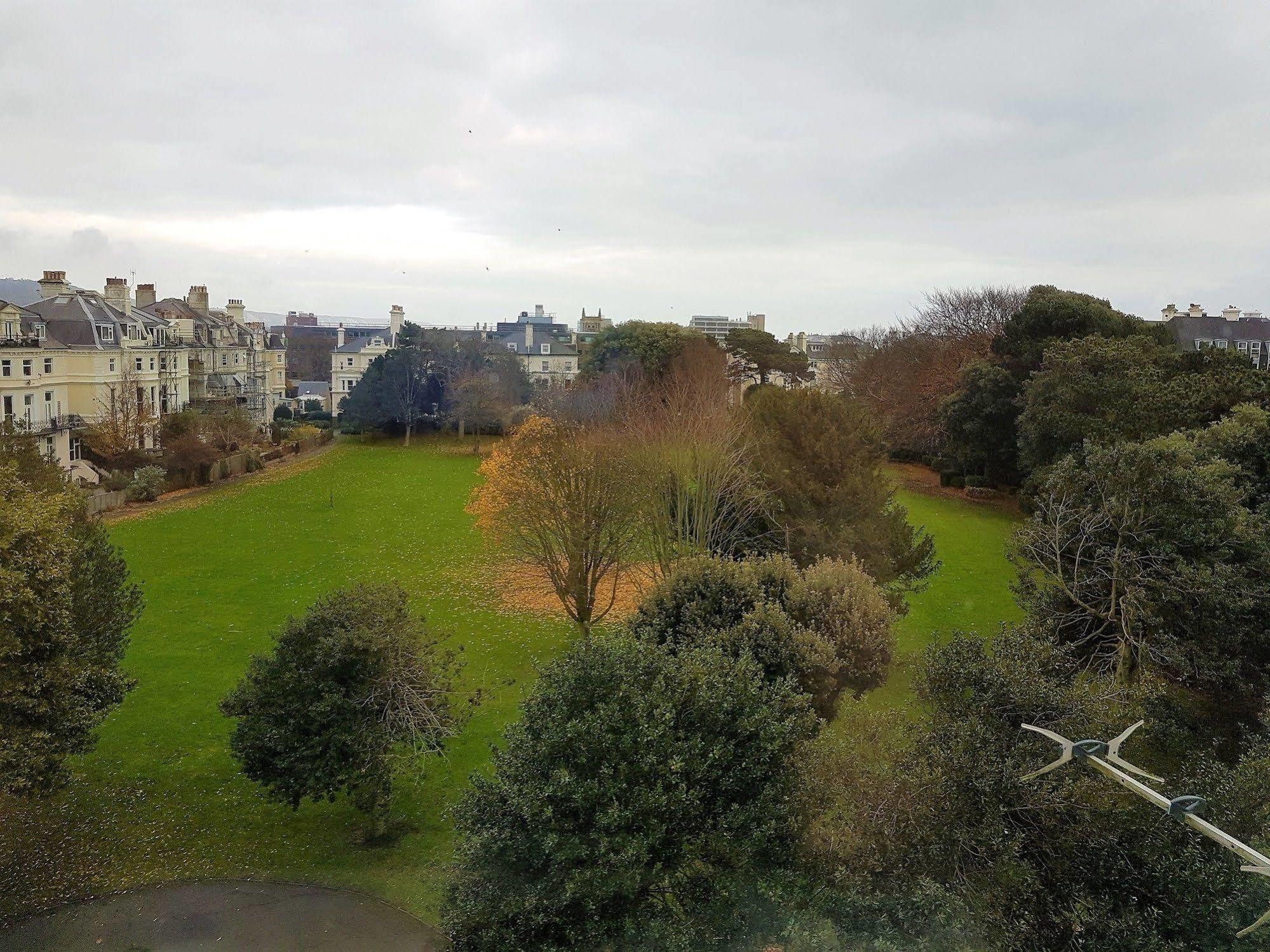 The Relish Bed and Breakfast Folkestone Exteriör bild